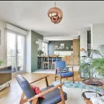 Spacious Cocoon Near Clignancourt